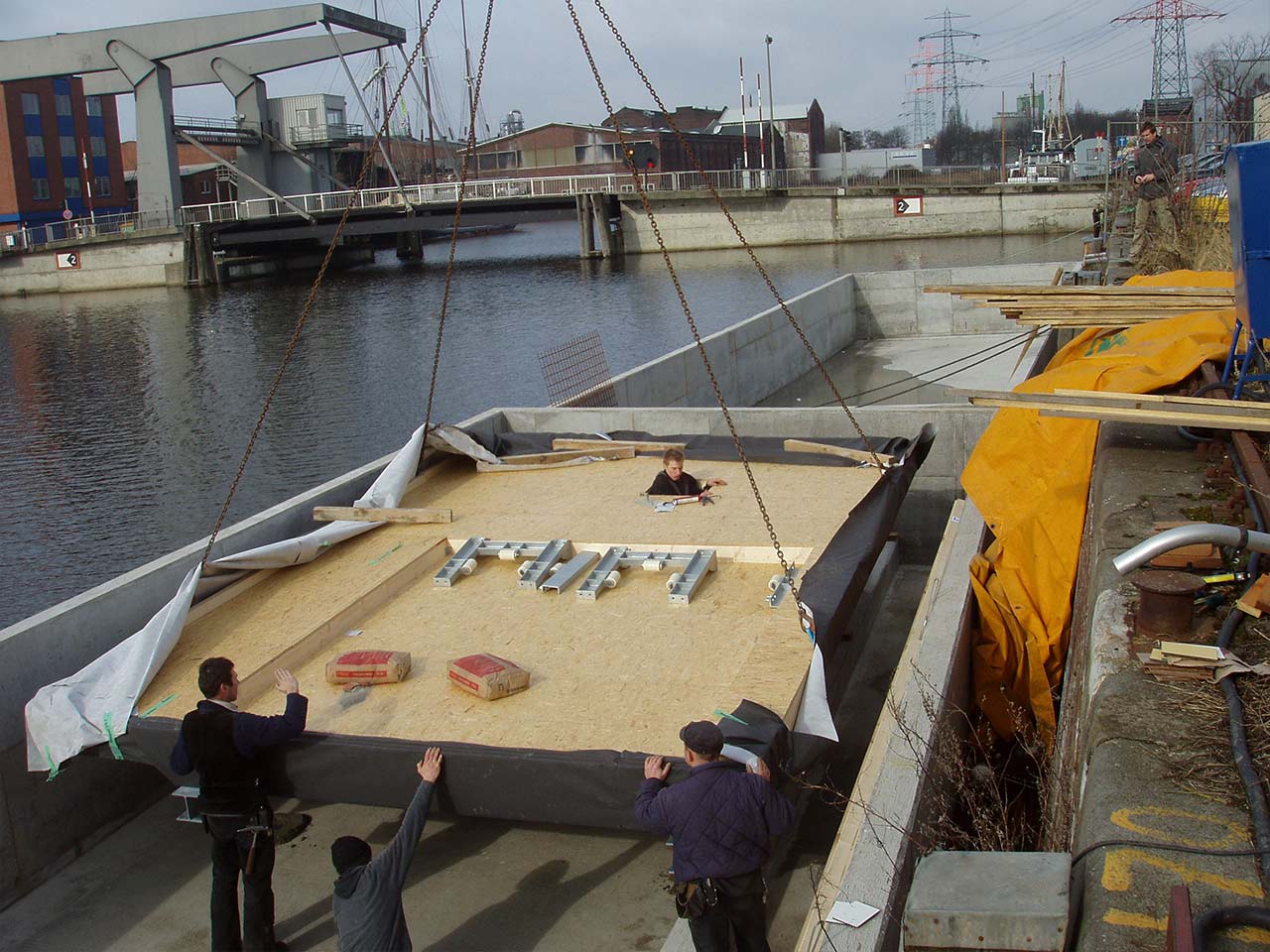 Harms-Holzbau-Hamburg-Hausboot-001