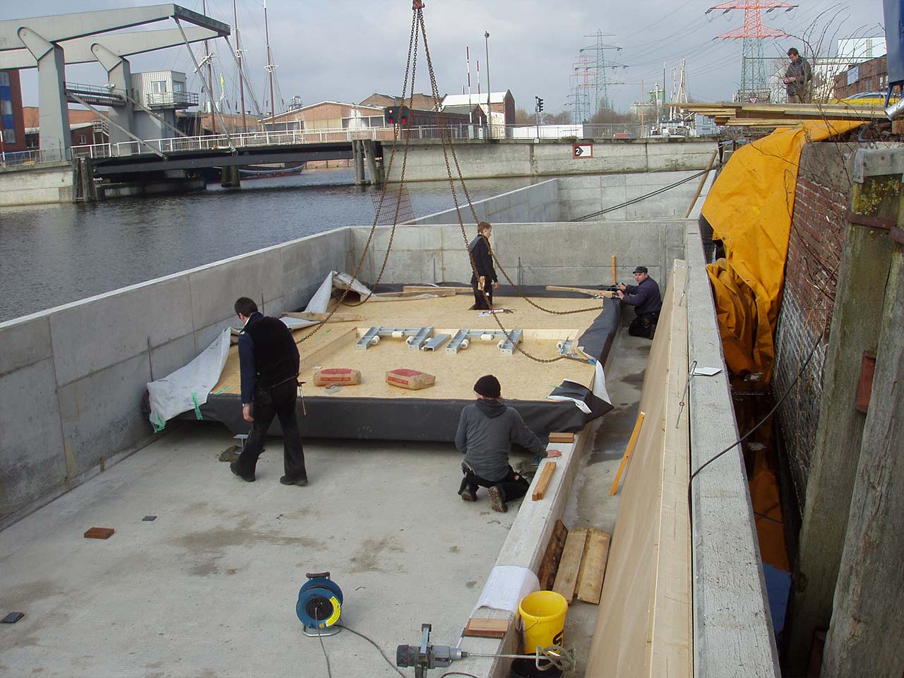 Harms-Holzbau-Hamburg-Hausboot-002