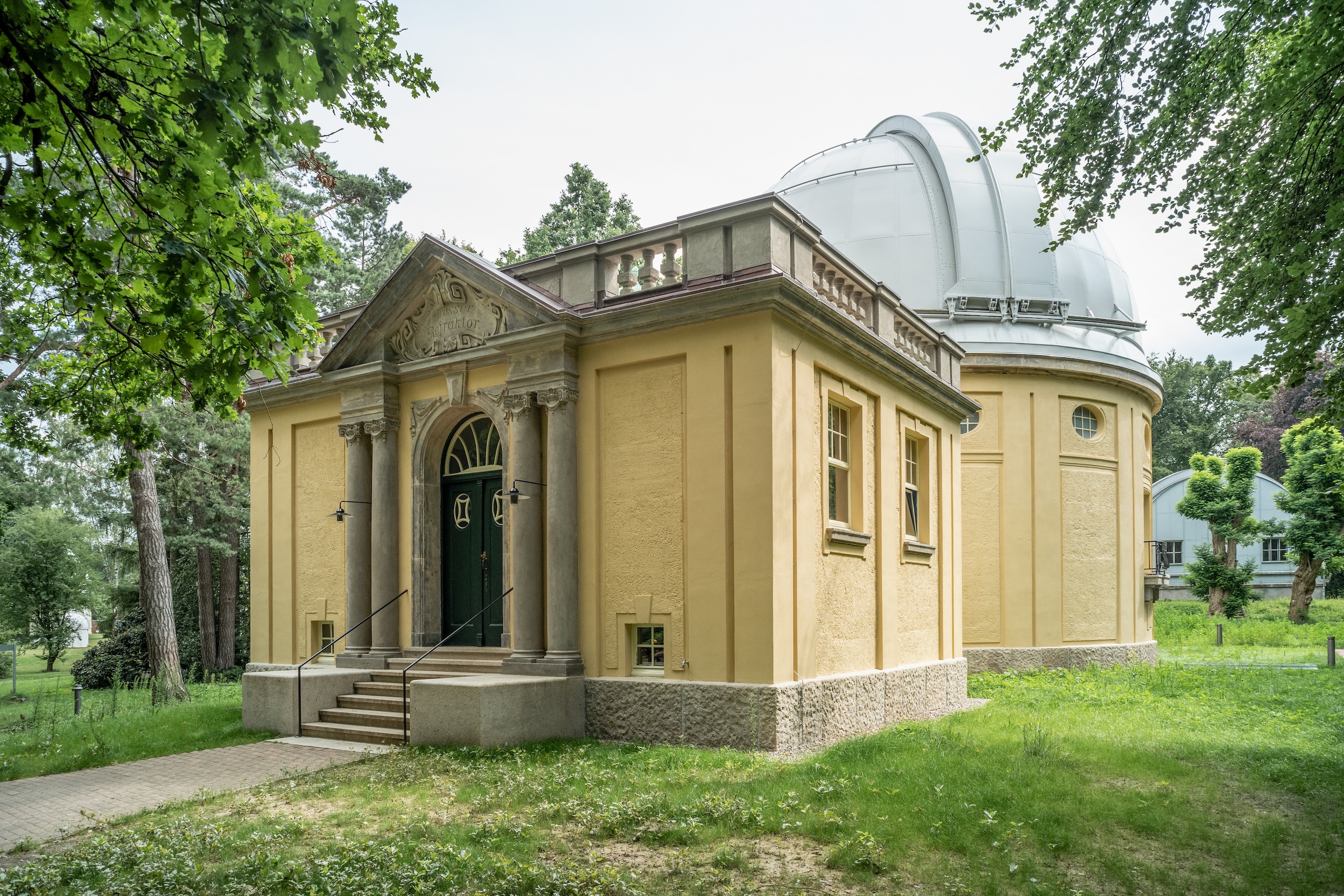 Harms Holzbau Sternwarte Hamburg-Bergedorf Harms Holzbau Sternwarte Hamburg-Bergedorf